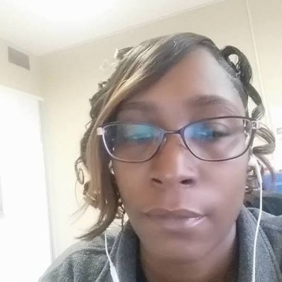 Meet your Posher, Samantha - Picture 1 of 1